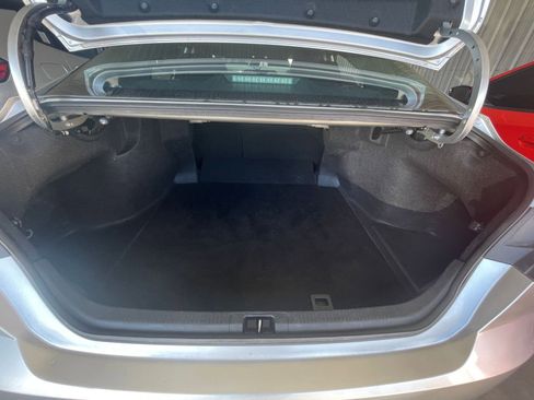 Used 2025 Toyota Camry LE image 29