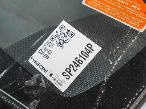 Certified 2025 Toyota Corolla SE FWD image 30