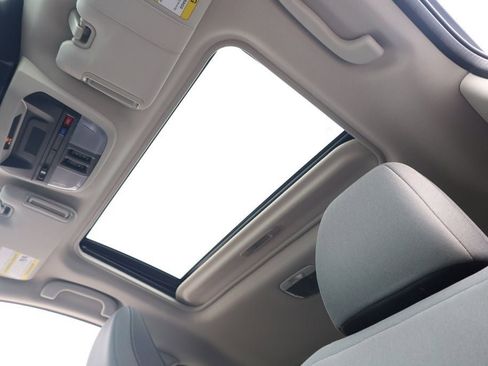 New 2026 Subaru Crosstrek 2.0i Premium AWD/4WD image 9