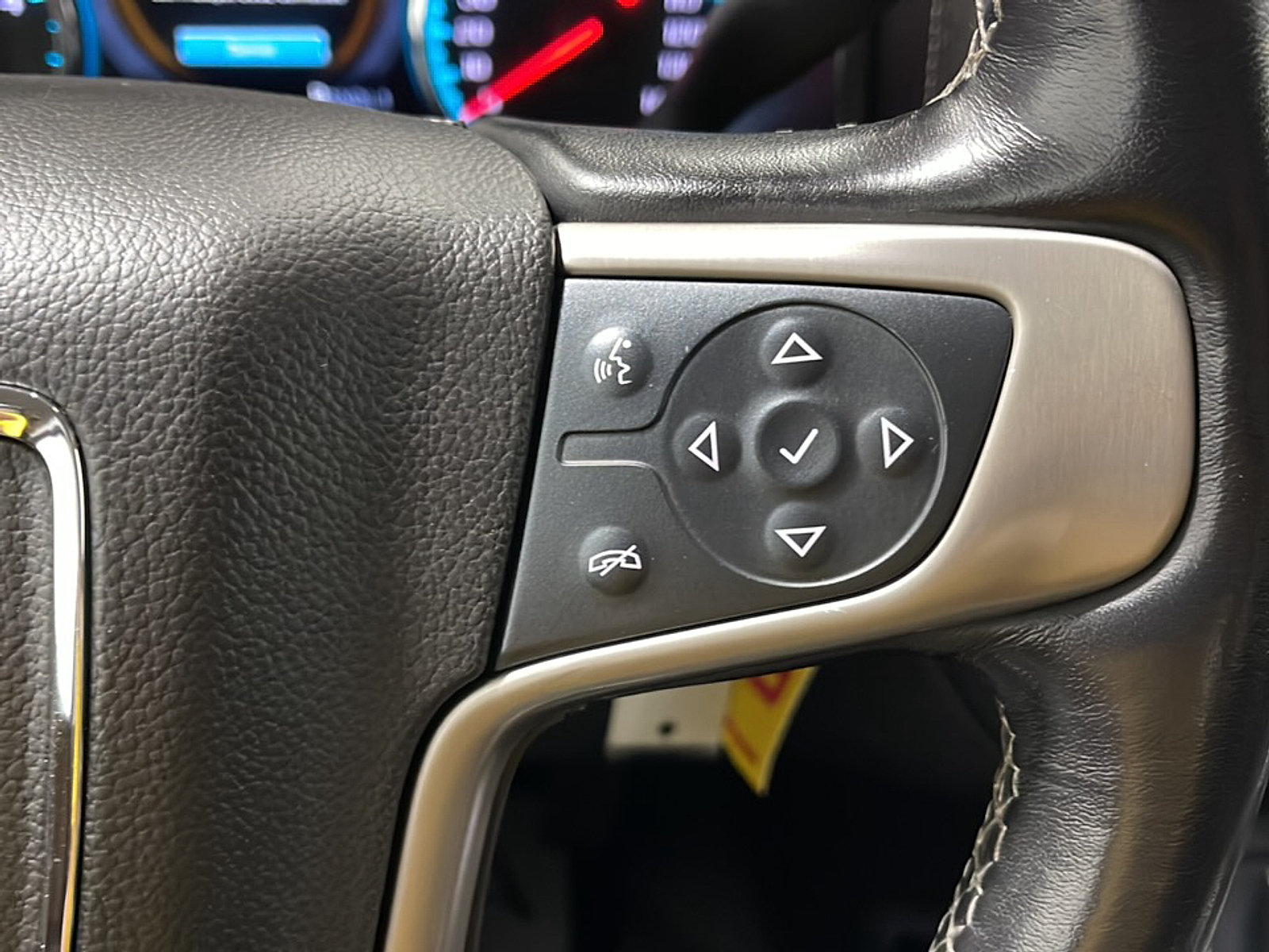 Used 2019 GMC Sierra 3500 Denali w/ Duramax Plus Package AWD/4WD image 7