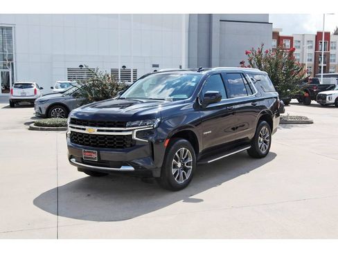 Used 2024 Chevrolet Tahoe LS w/ Driver Alert Package RWD image 2
