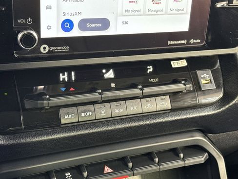 Used 2022 Toyota Tundra SR image 25