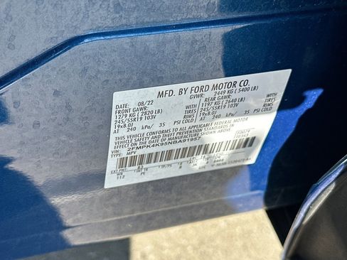 Used 2022 Ford Edge Titanium w/ Equipment Group 301A AWD/4WD image 38