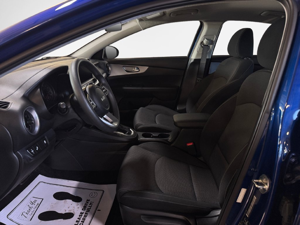 Certified 2023 Kia Forte LXS w/ LXS Technology Package FWD image 12