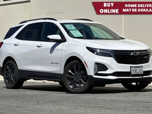 Used 2023 Chevrolet Equinox RS FWD image 1