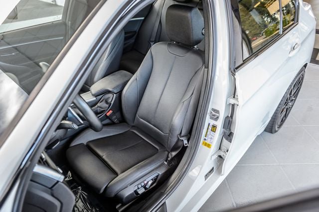 Used 2018 BMW 340i Sedan RWD image 37
