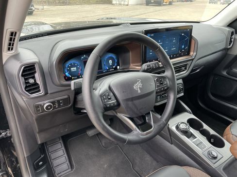 Used 2025 Ford Bronco Sport Outer Banks w/ Outer Banks Tech Package+ image 12