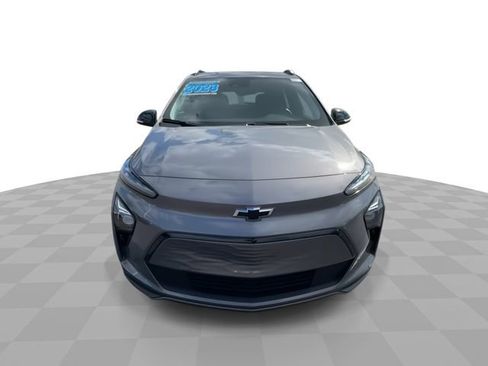 Certified 2023 Chevrolet Bolt EUV Premier w/ Sun & Sound Package FWD image 3