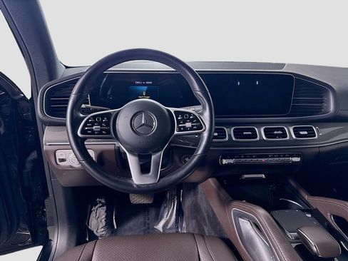 Used 2021 Mercedes-Benz GLS 450 4MATIC image 26