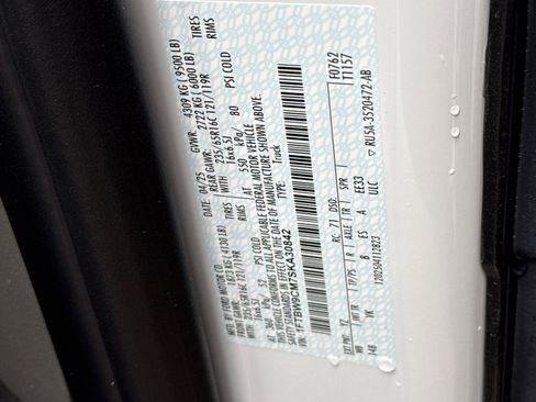 New 2025 Ford E-Transit 148 Medium Roof w/ Load Area Protection Package RWD image 27