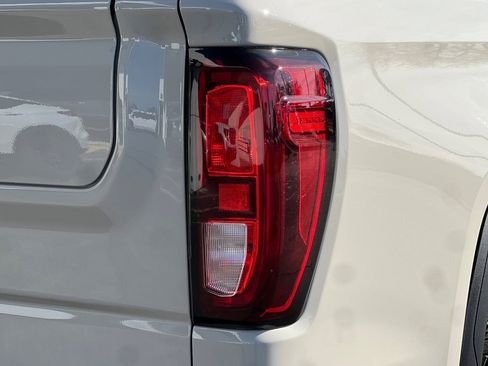 New 2026 GMC Sierra 1500 Pro image 7