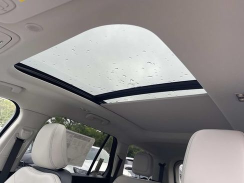 New 2026 Lincoln Aviator AWD image 26