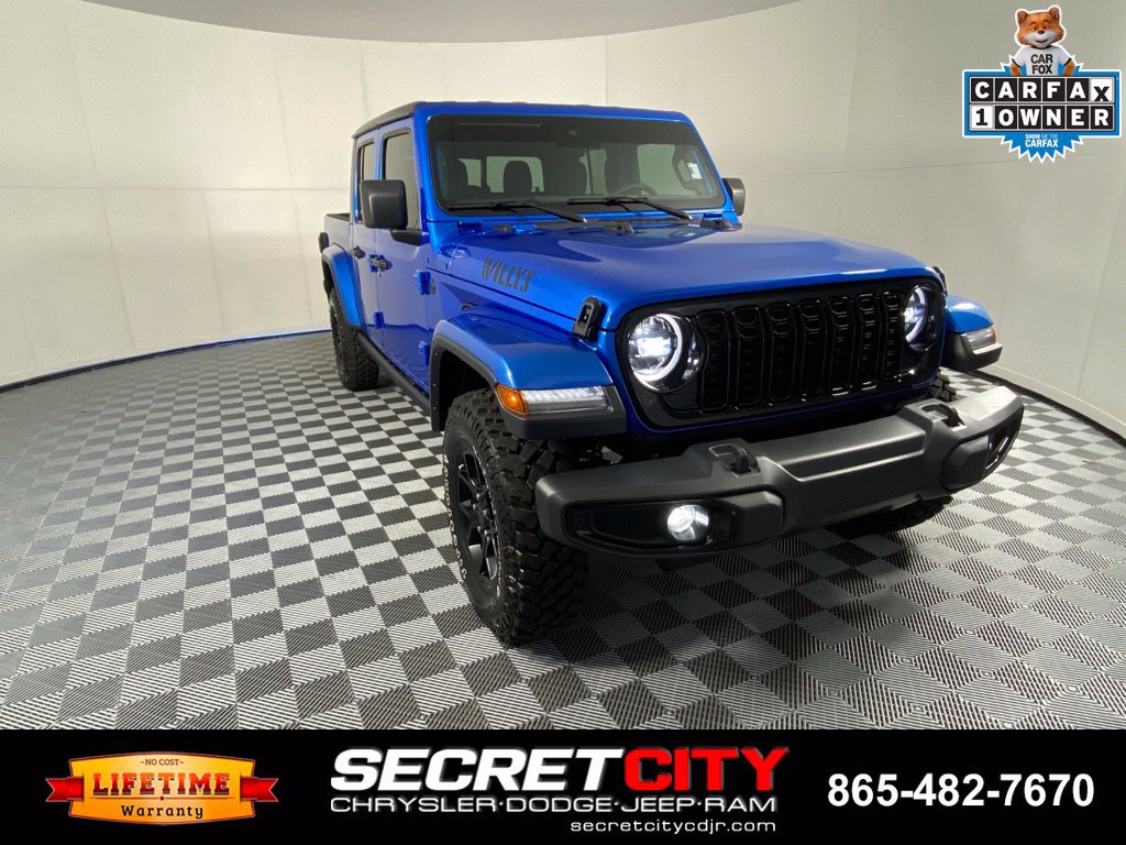 Used 2025 Jeep Gladiator Sport AWD/4WD image 1