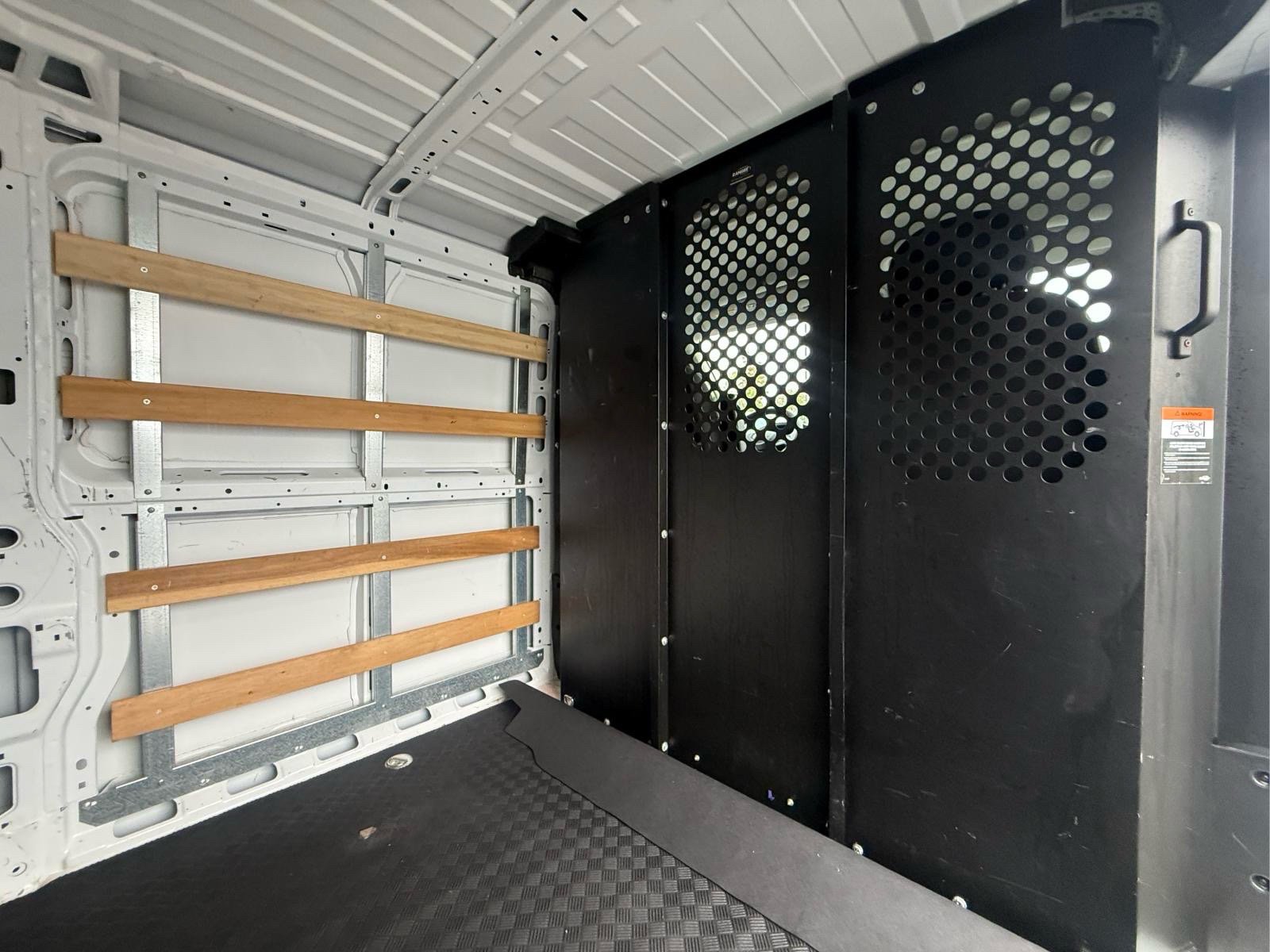 Used 2025 RAM ProMaster 2500 w/ U-Haul Equipment Group FWD image 15