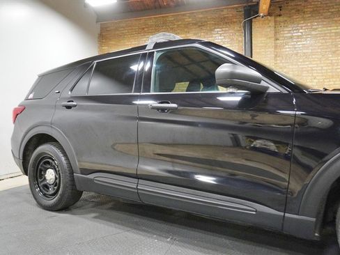 Used 2020 Ford Explorer 4WD Police Interceptor w/ Ultimate Wiring Package image 9