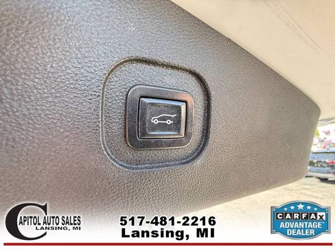 Used 2016 Chevrolet Equinox LTZ w/ Enhanced Convenience Package AWD/4WD image 18