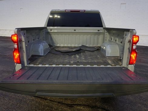 Used 2024 Chevrolet Silverado 1500 LT image 27