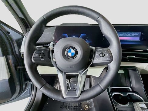 Used 2026 BMW X2 xDrive28i w/ Technology Package AWD/4WD image 11