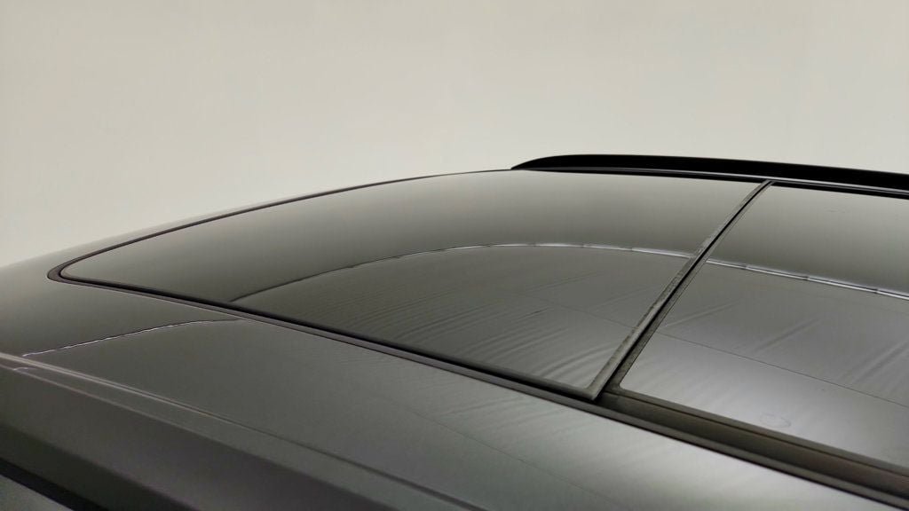 Used 2021 Audi Q8 Prestige w/ Prestige Package AWD/4WD image 10