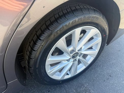 Used 2024 Toyota Camry LE FWD image 27