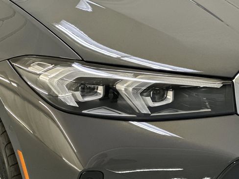 New 2026 BMW 330i Sedan w/ M Sport Package image 10