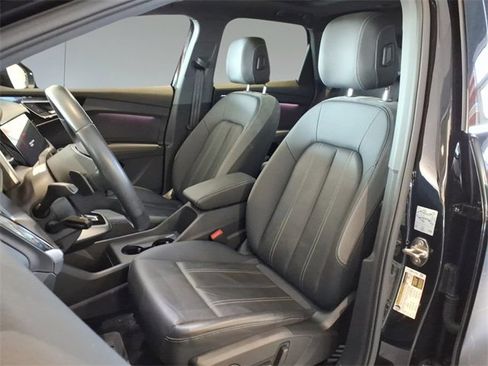 Used 2023 Audi Q4 e-tron Premium Plus w/ Premium Plus image 13