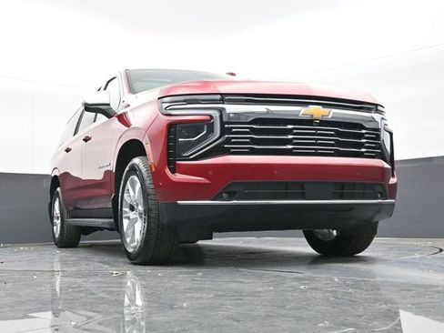 New 2025 Chevrolet Suburban Premier image 55