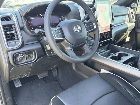 New 2026 RAM 2500 Laramie AWD/4WD image 25