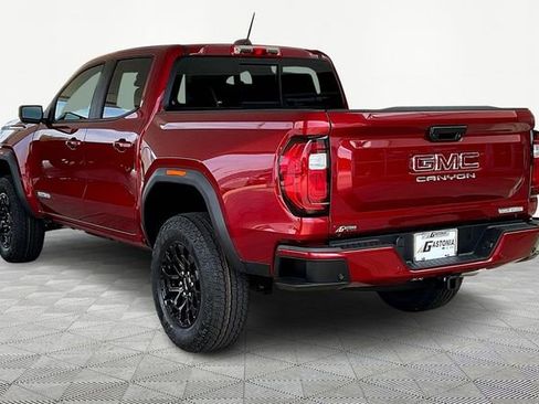 New 2026 GMC Canyon Elevation w/ Convenience Package image 4