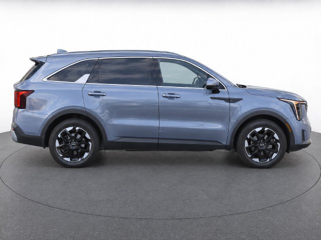 Used 2024 Kia Sorento S w/ Panoramic Sunroof Package FWD image 8