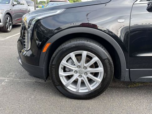 Certified 2023 Cadillac XT4 Luxury w/ Cold Weather Package AWD/4WD image 8