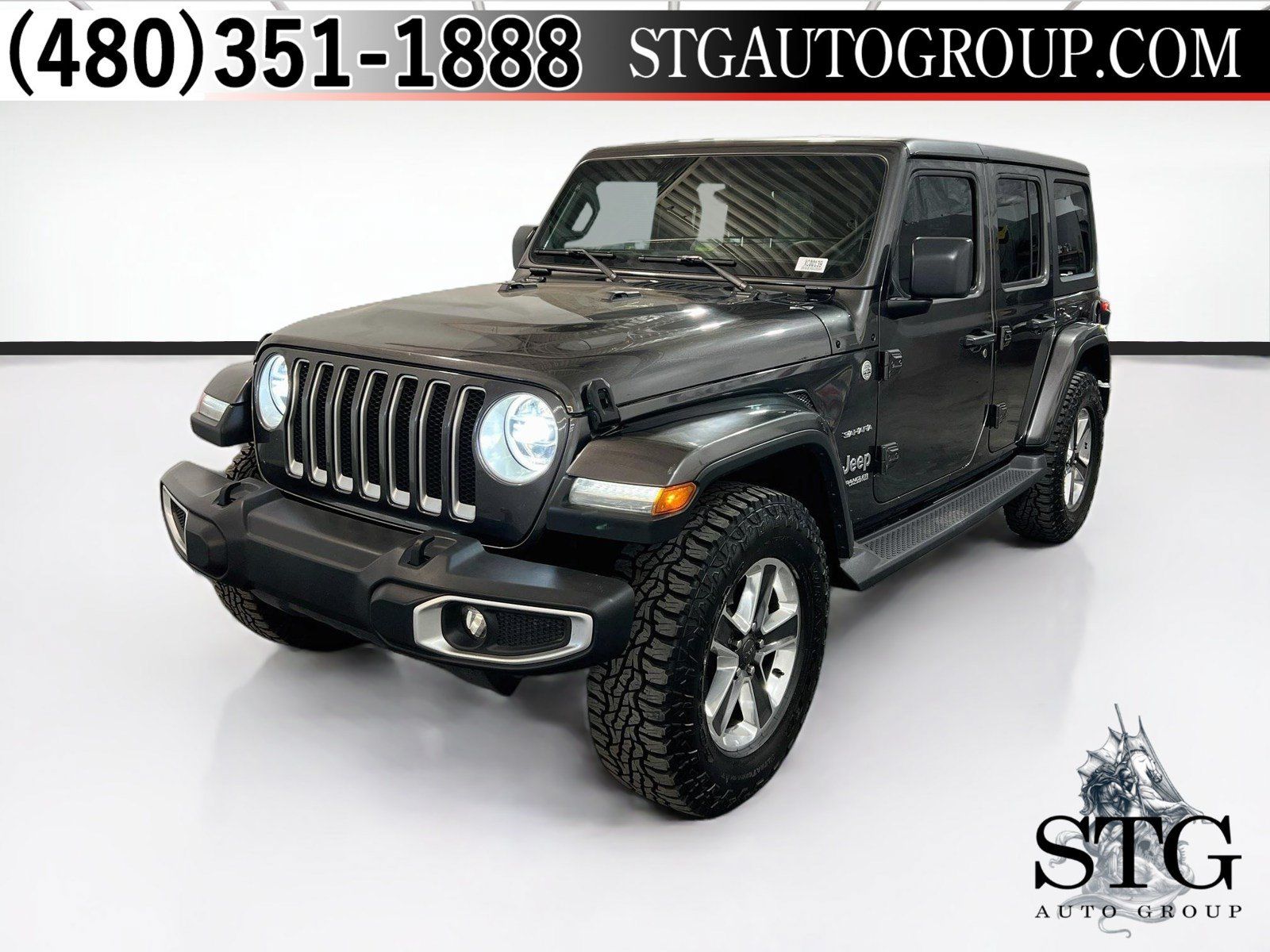 Used 2018 Jeep Wrangler Unlimited Sahara w/ LED Lighting Group AWD/4WD image 1