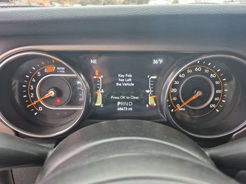 Used 2021 Jeep Wrangler Unlimited Sport image 14