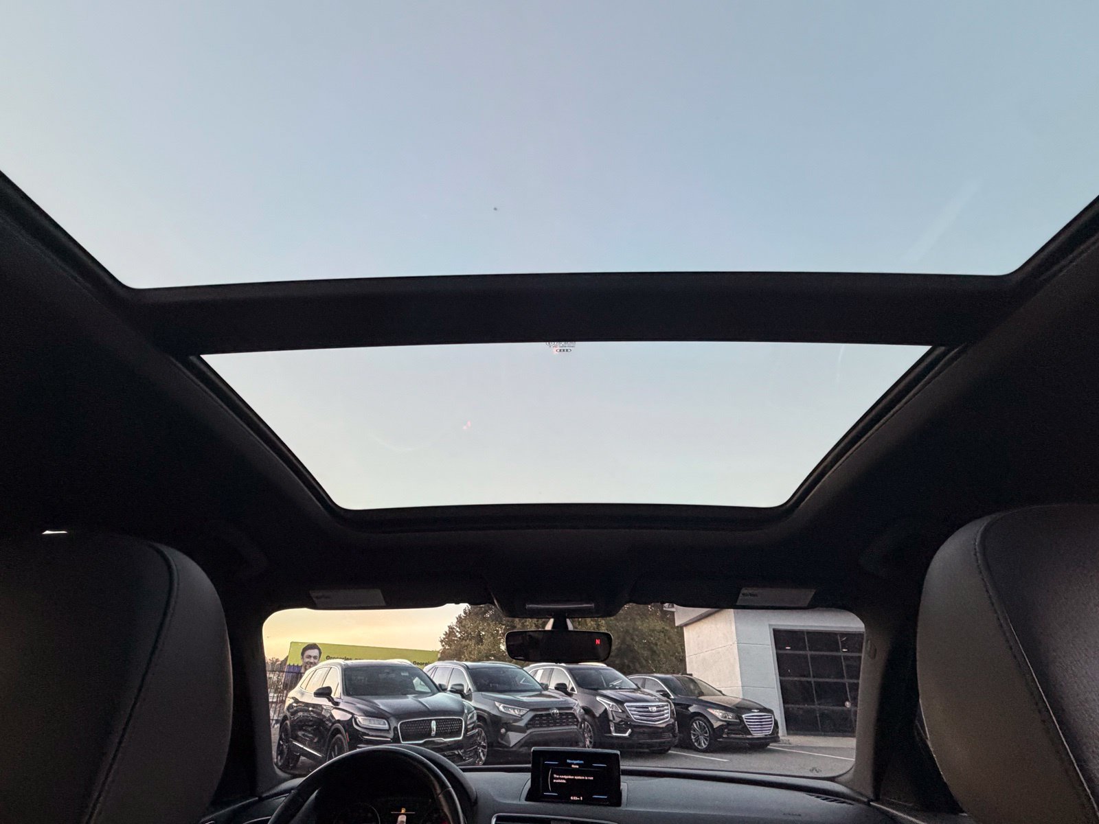Used 2018 Audi Q3 2.0T Premium FWD image 38