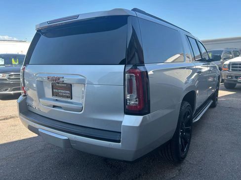 Used 2016 GMC Yukon XL SLT w/ Open Road Package image 5