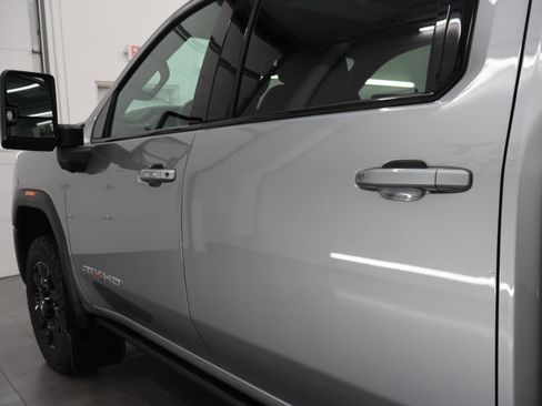 Used 2025 GMC Sierra 2500 AT4 w/ AT4 Premium Plus Package AWD/4WD image 43