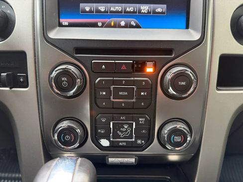 Used 2014 Ford F150 FX4 w/ Equipment Group 402A Luxury image 10