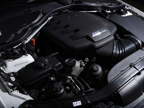 Used 2011 BMW M3 Coupe image 38