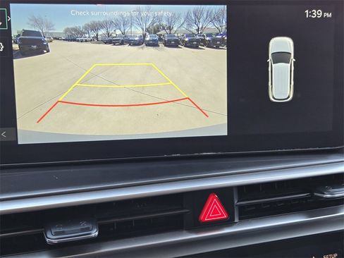 Certified 2024 Kia Sorento S image 7