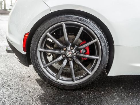 Used 2016 Alfa Romeo 4C Spider w/ Convenience Group - Spider RWD image 29