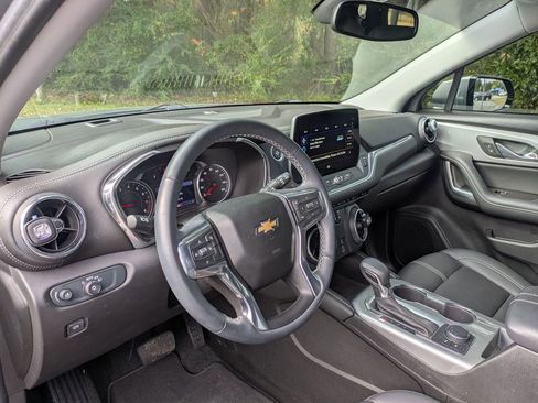 Used 2024 Chevrolet Blazer LT image 13