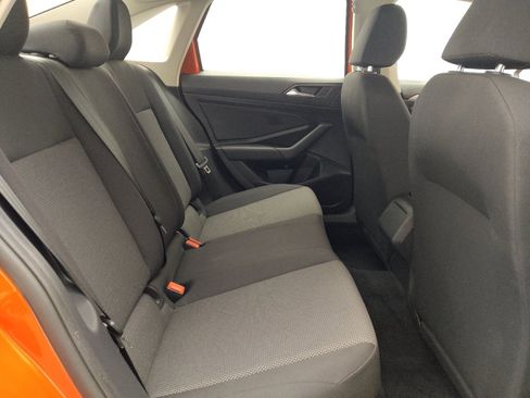 Used 2021 Volkswagen Jetta SE image 19