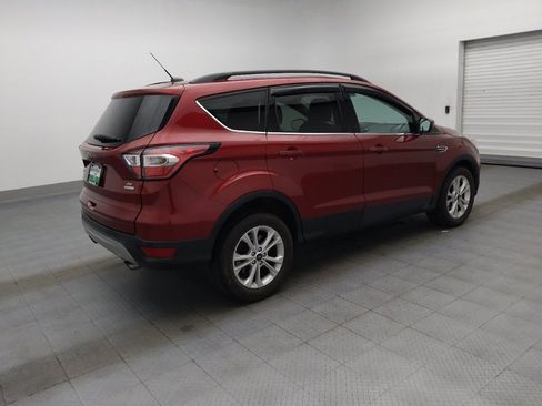 Used 2017 Ford Escape SE w/ Equipment Group 201A FWD image 10