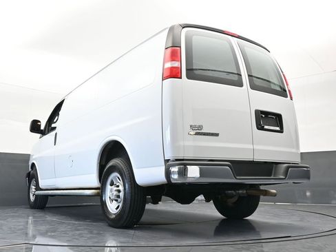 Used 2024 Chevrolet Express 2500 w/ Driver Convenience Package image 50