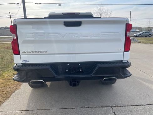 Used 2021 Chevrolet Silverado 1500 LT Trail Boss w/ Convenience Package II image 11