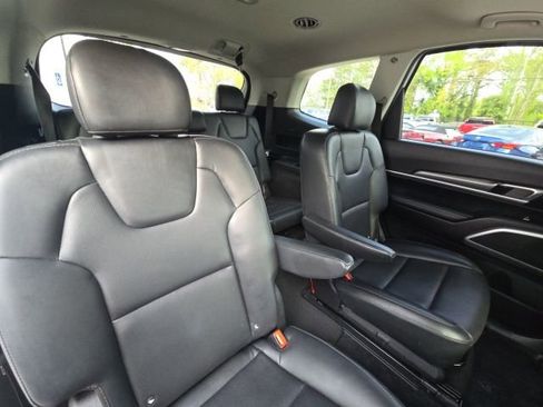 Used 2020 Kia Telluride S image 15