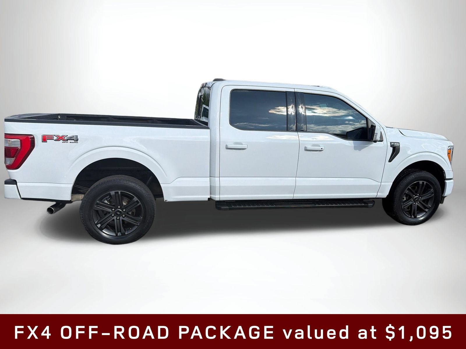 Used 2023 Ford F150 Lariat w/ Max Trailer Tow Package AWD/4WD image 8