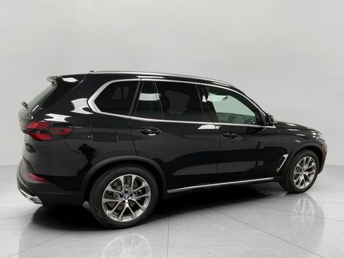 New 2026 BMW X5 xDrive50e w/ Climate Comfort Package AWD/4WD image 2