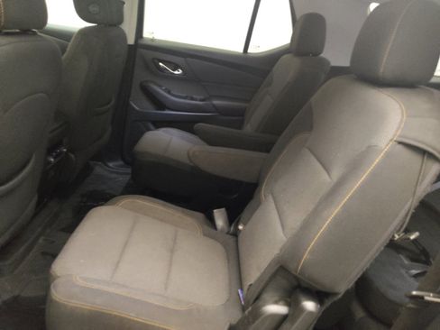 Used 2020 Chevrolet Traverse LT FWD image 18