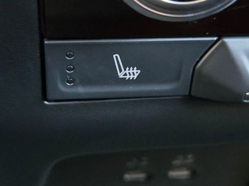 Used 2025 GMC Acadia Denali image 38